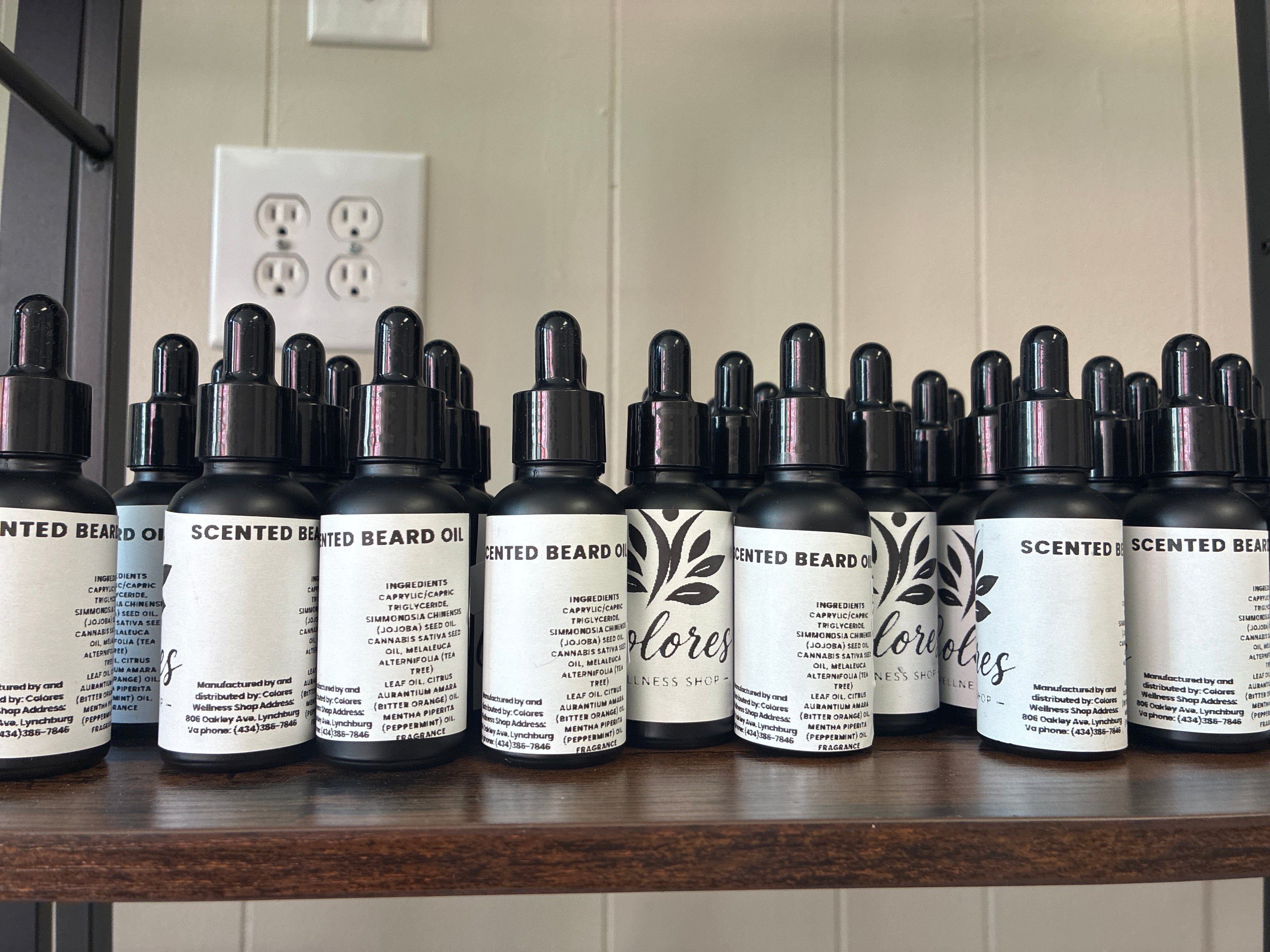 Scented beard oil